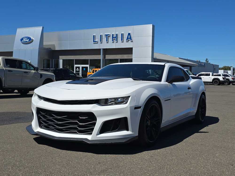 Thumbnail: 2015 Chevrolet Camaro - 15