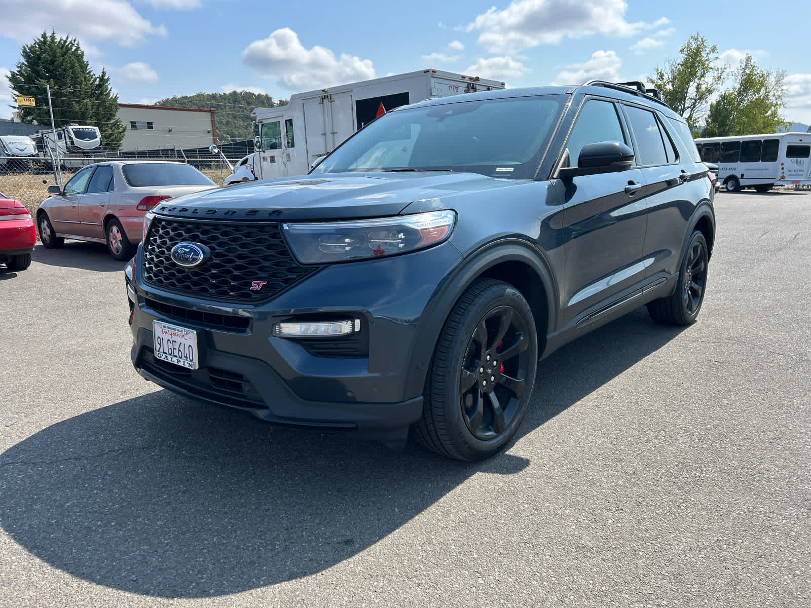 Thumbnail: 2022 Ford Explorer - 16