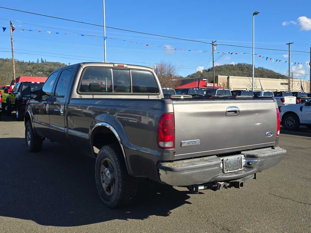 Thumbnail: 2005 Ford F-250 - 3