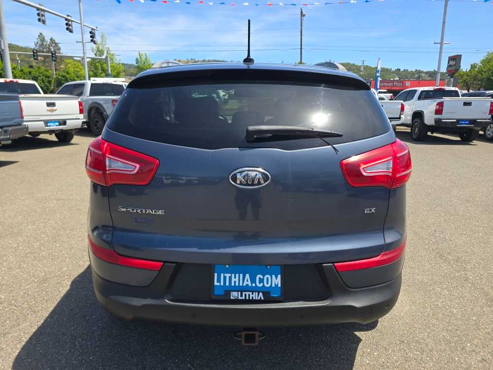 Thumbnail: 2011 Kia Sportage - 4