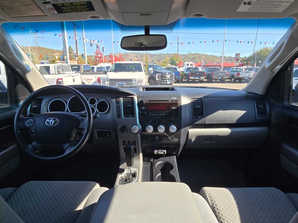 Thumbnail: 2013 Toyota Tundra - 15