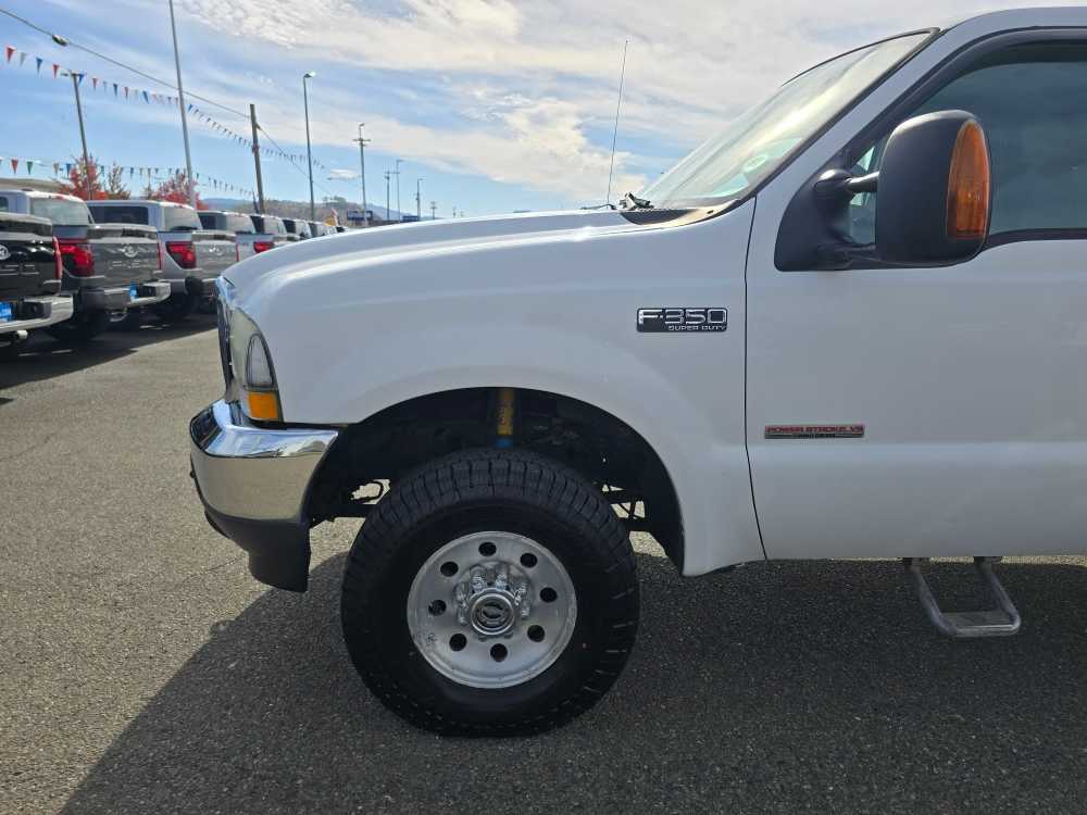 Thumbnail: 2004 Ford F-350 - 19