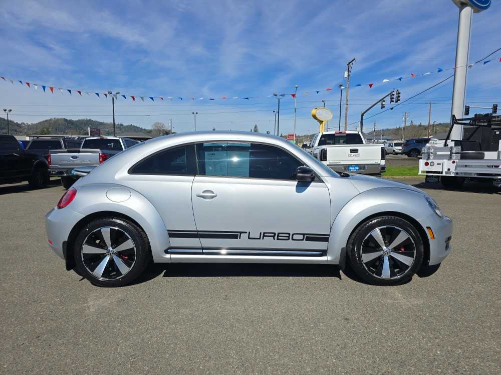 Thumbnail: 2013 Volkswagen Beetle - 6