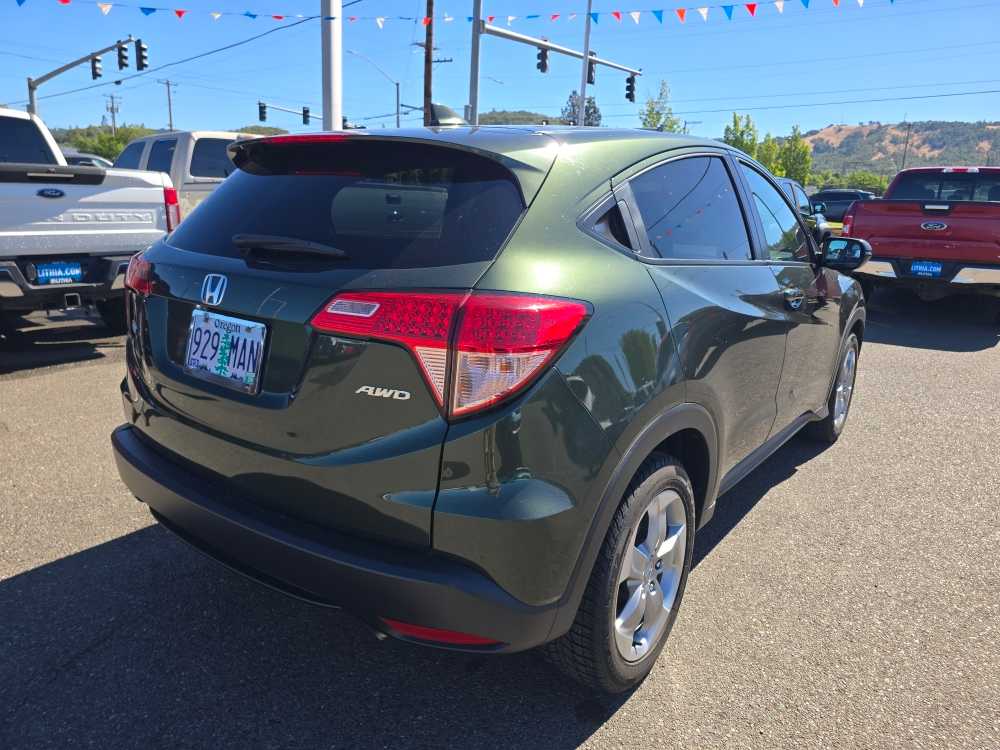 Thumbnail: 2017 Honda HR-V - 3