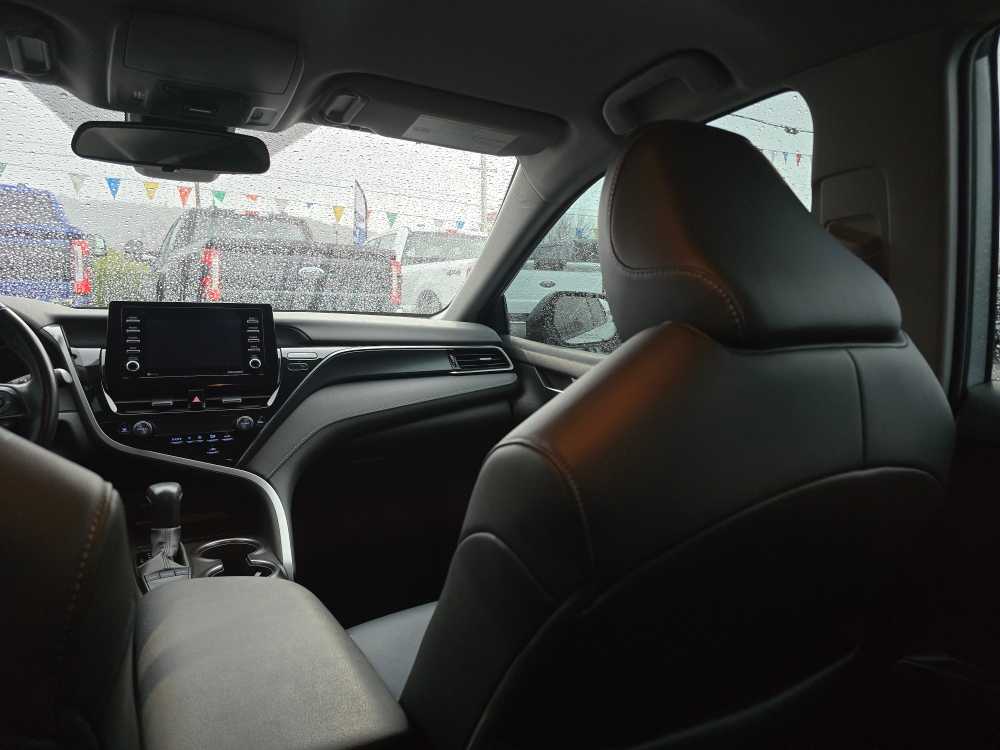 Thumbnail: 2022 Toyota Camry - 14