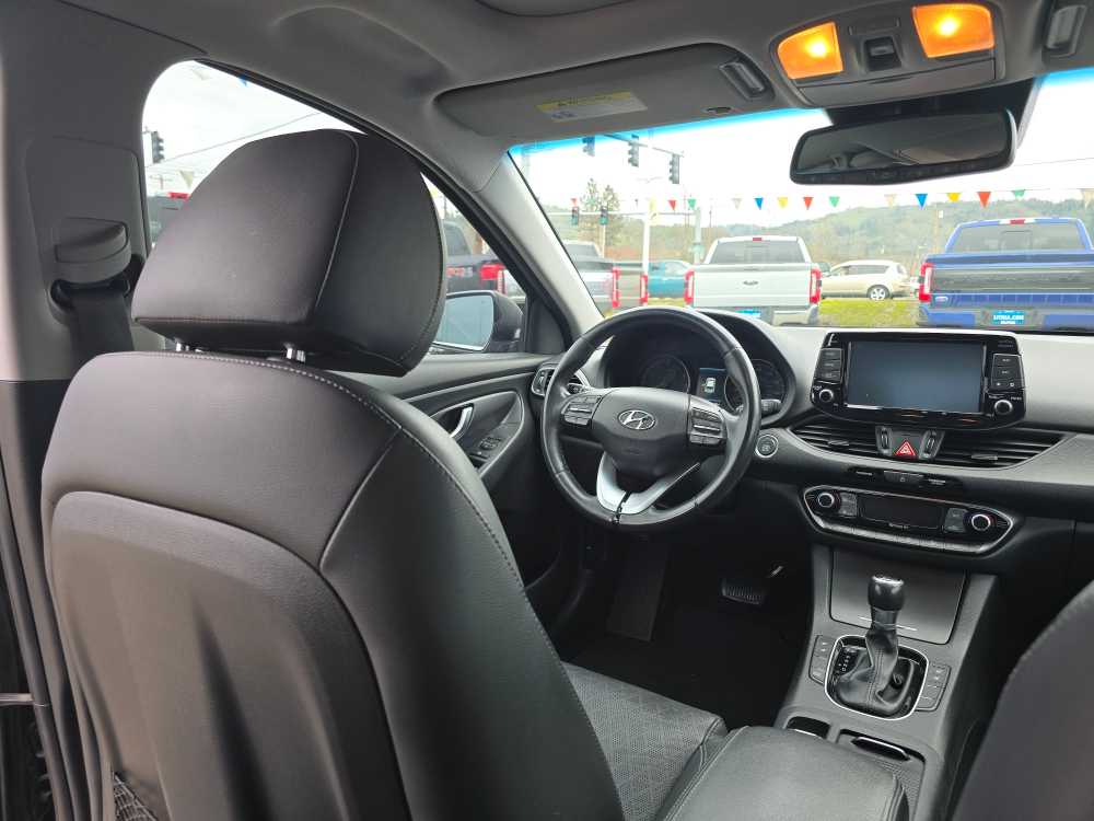 Thumbnail: 2018 Hyundai Elantra - 10