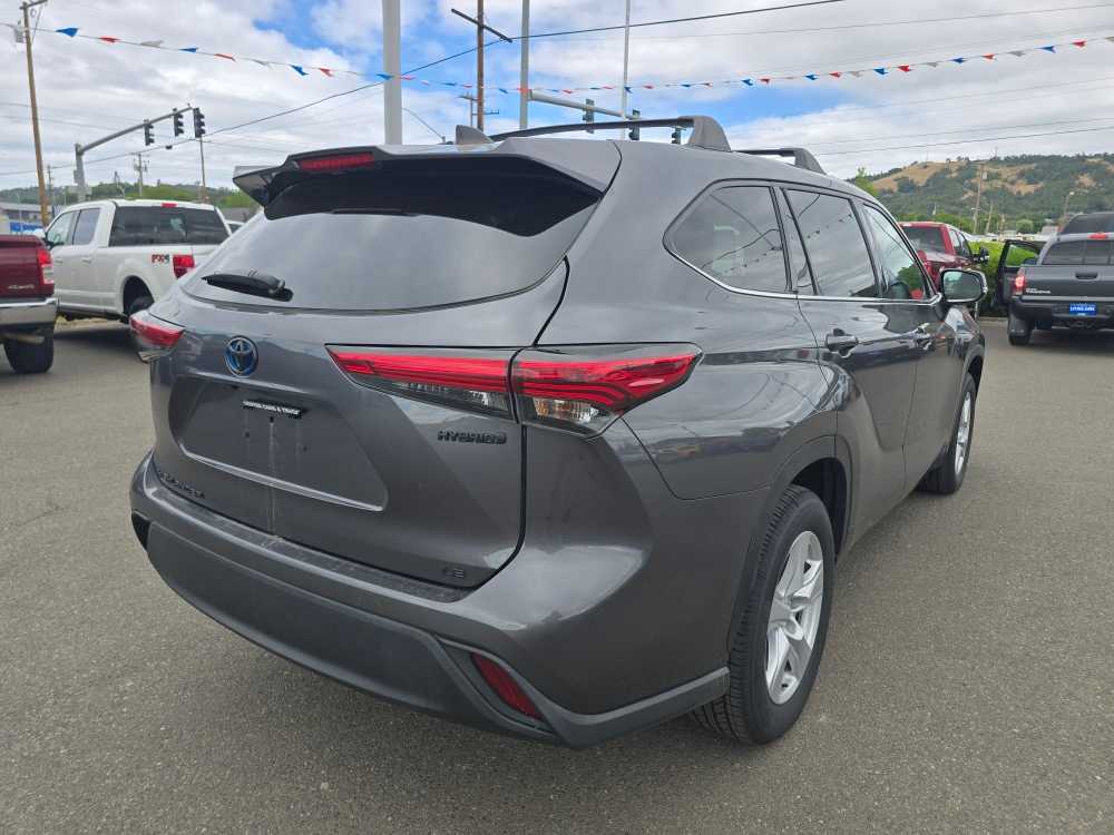 Certified Used 2022 Toyota Highlander Hybrid SUV LE Magnetic Gray