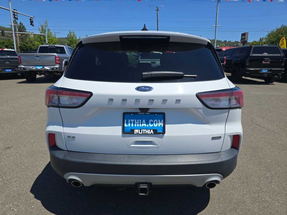Thumbnail: 2022 Ford Escape - 4