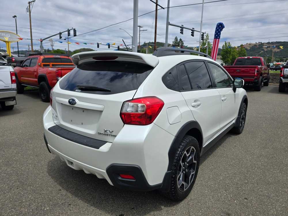Thumbnail: 2014 Subaru XV Crosstrek - 3