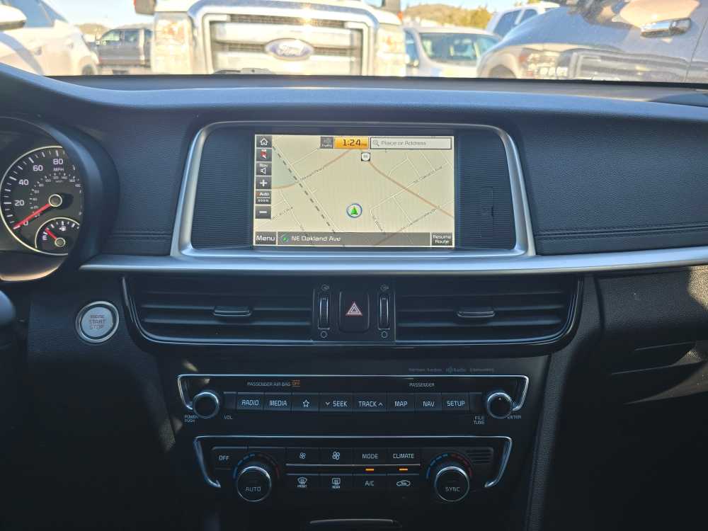 Thumbnail: 2020 Kia Optima - 12