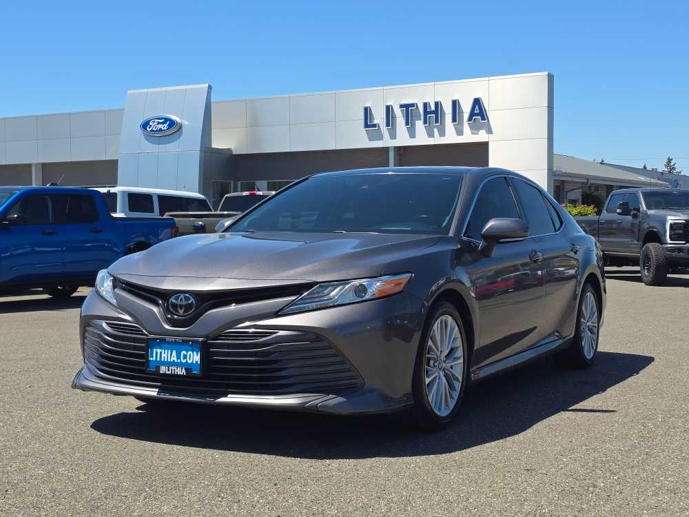 Thumbnail: 2019 Toyota Camry - 1