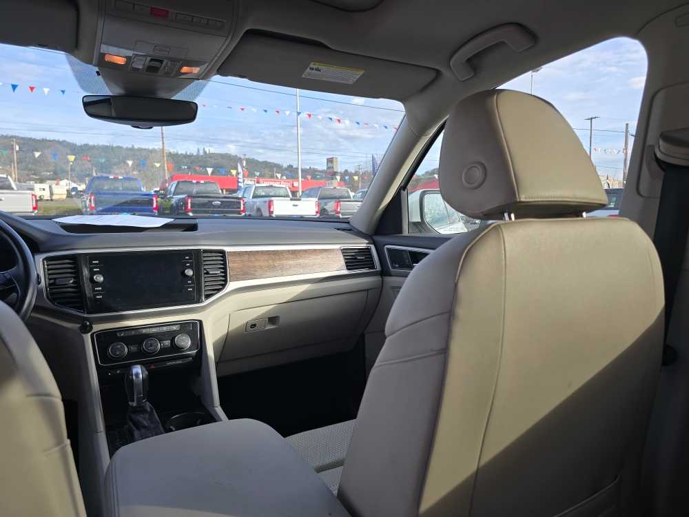 Thumbnail: 2019 Volkswagen Atlas - 14