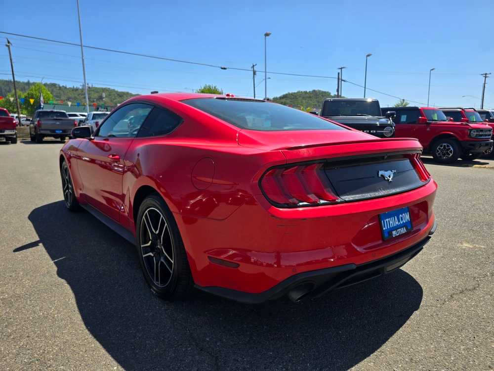 2018 Ford Mustang  3