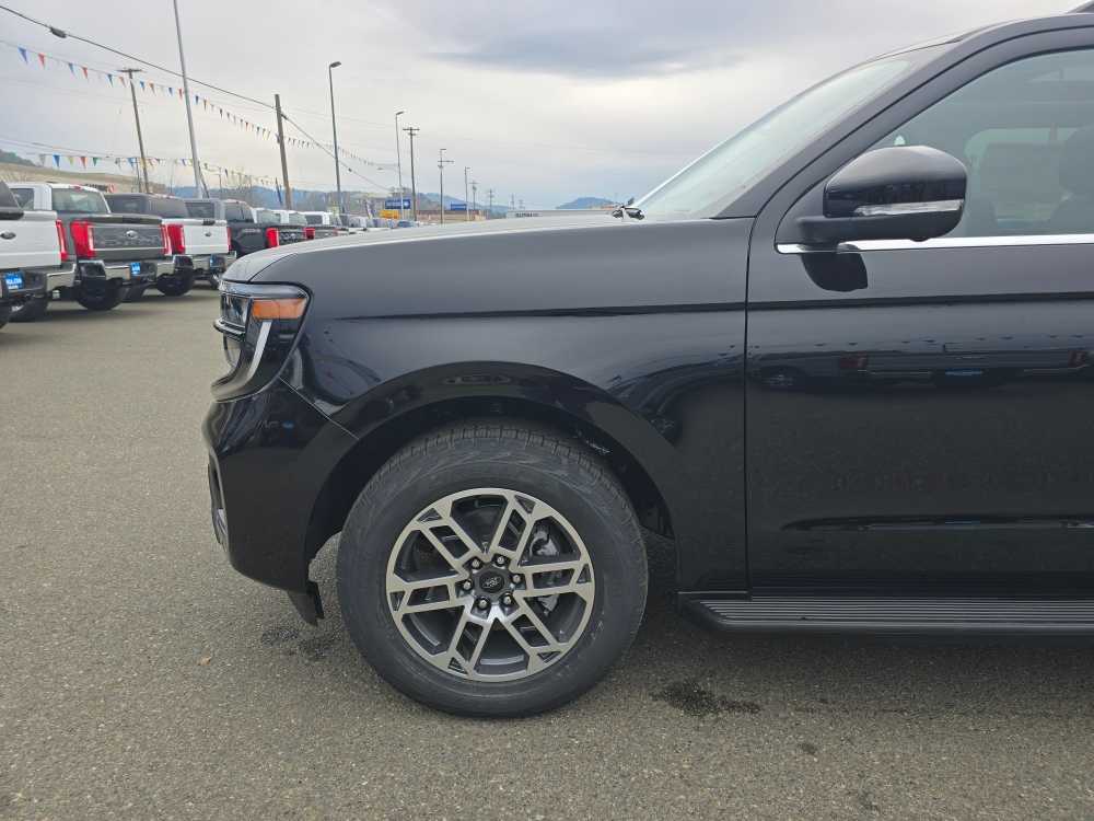 Thumbnail: 2026 Ford Expedition MAX - 19