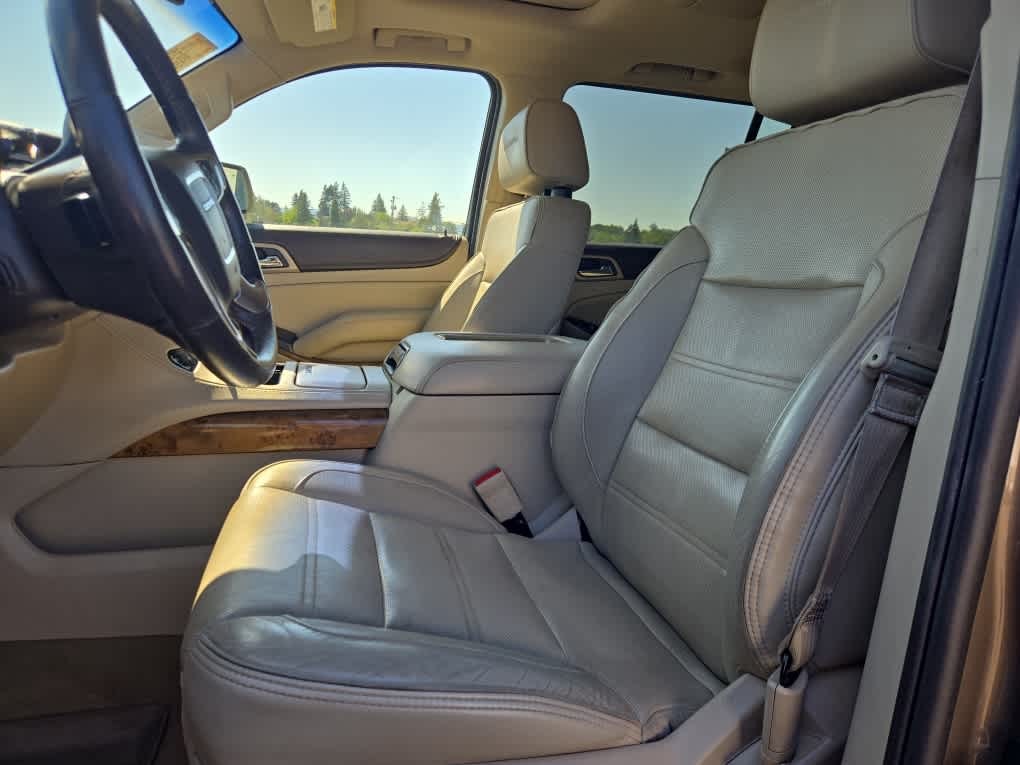 Thumbnail: 2016 GMC Yukon XL - 11