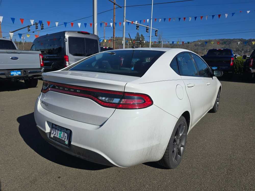 Thumbnail: 2016 Dodge Dart - 5