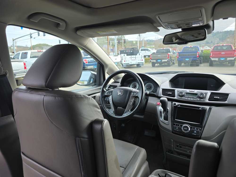 Thumbnail: 2016 Honda Odyssey - 10