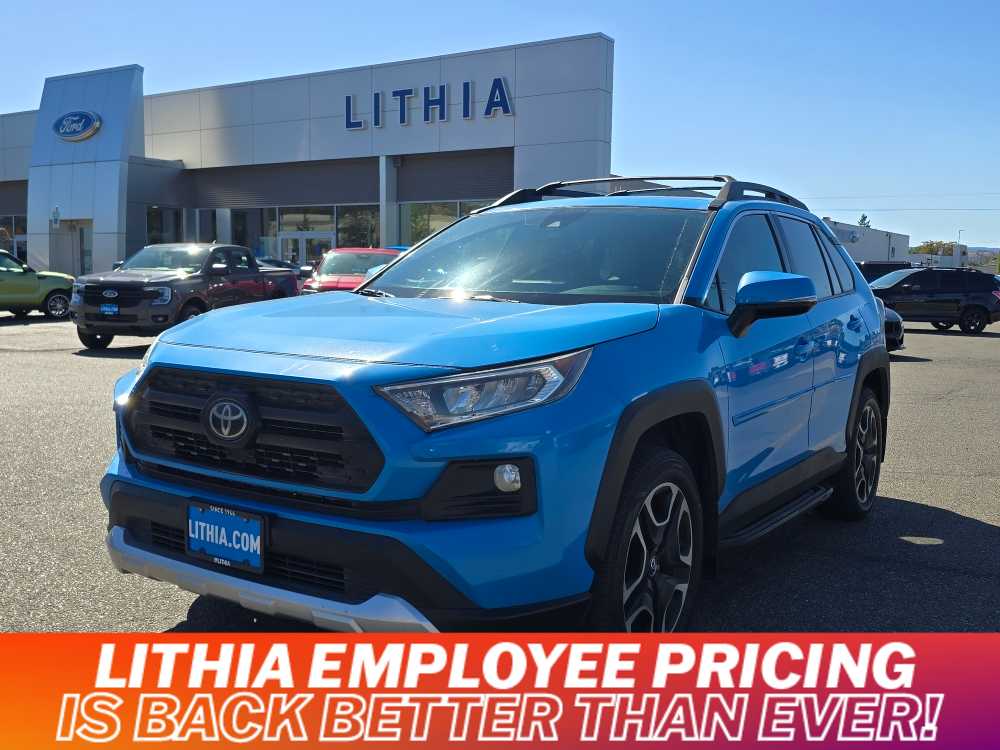 Thumbnail: 2019 Toyota RAV4 - 1