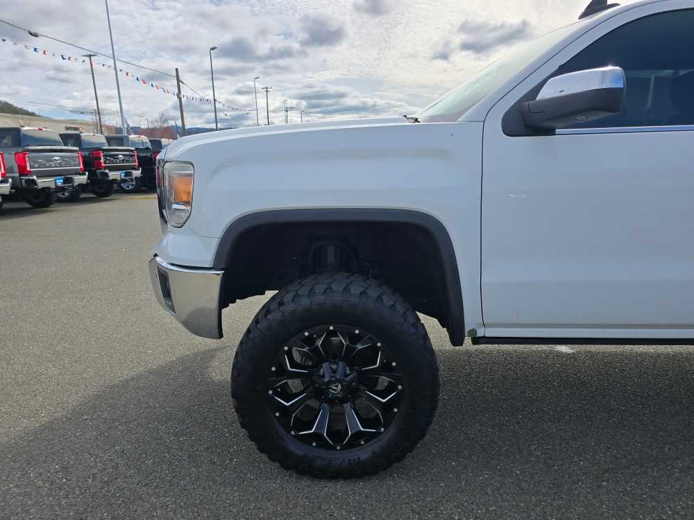 Thumbnail: 2015 GMC Sierra 1500 - 18