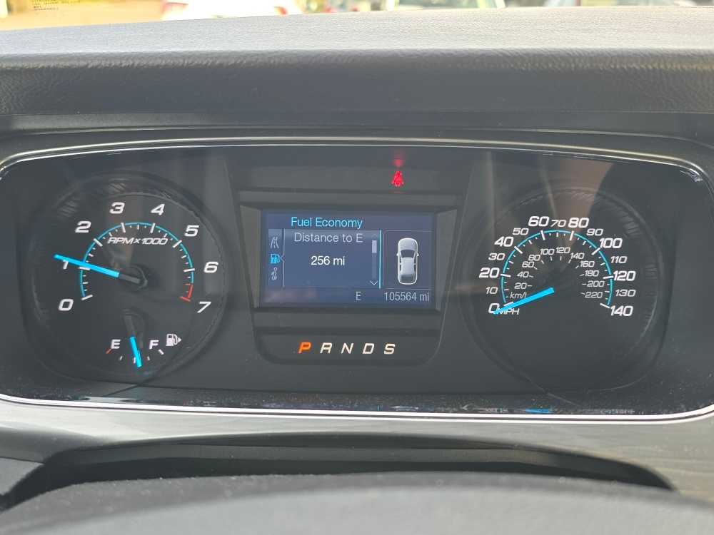 Thumbnail: 2013 Ford Taurus - 20