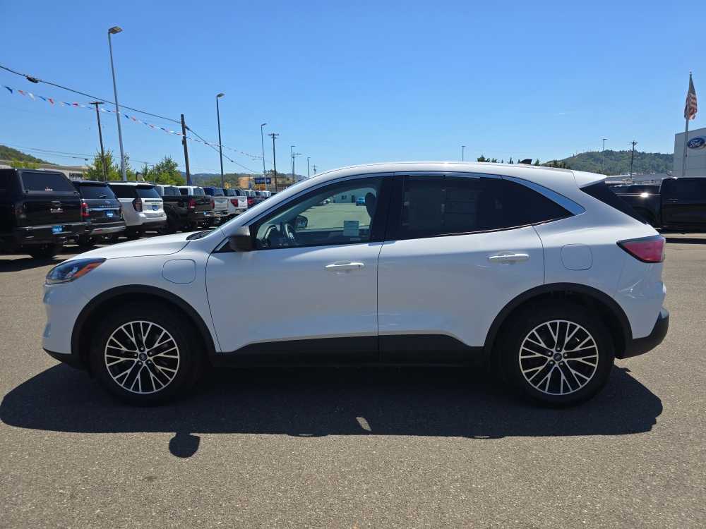 Thumbnail: 2022 Ford Escape - 2