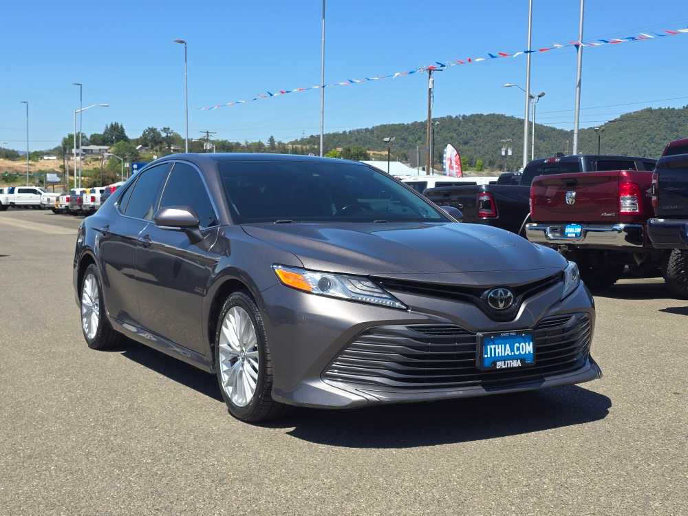 Thumbnail: 2019 Toyota Camry - 7