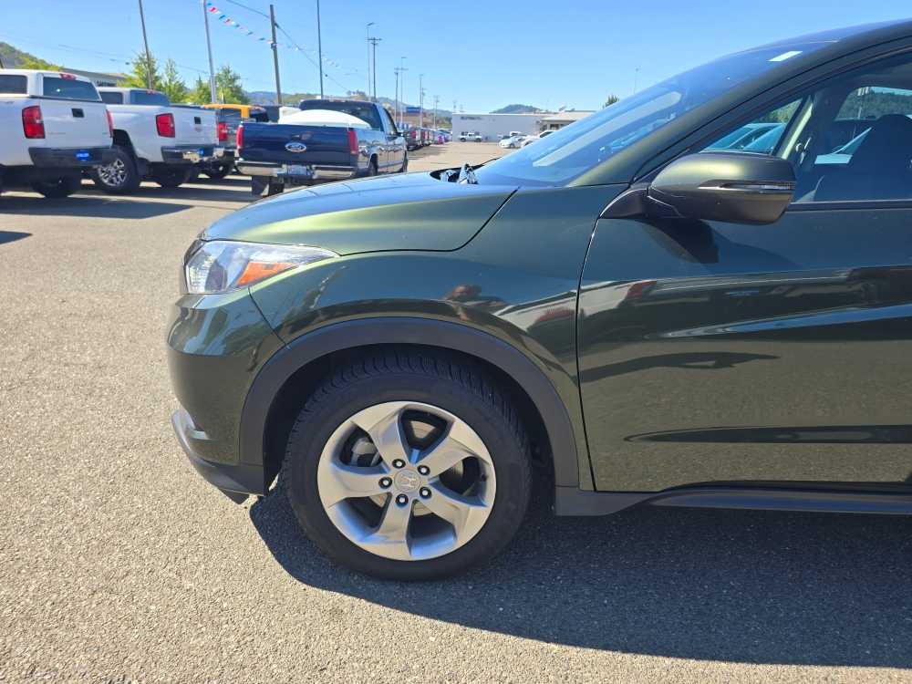 Thumbnail: 2017 Honda HR-V - 6