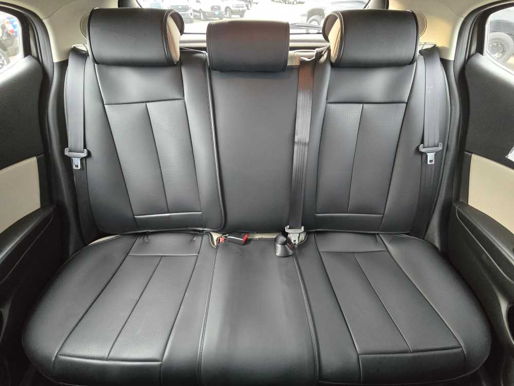 Thumbnail: 2016 Mazda Mazda3 - 17