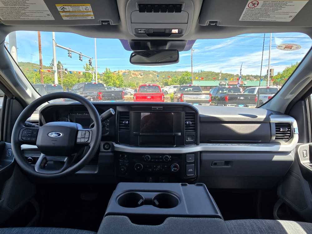 Thumbnail: 2025 Ford F-550 - 15