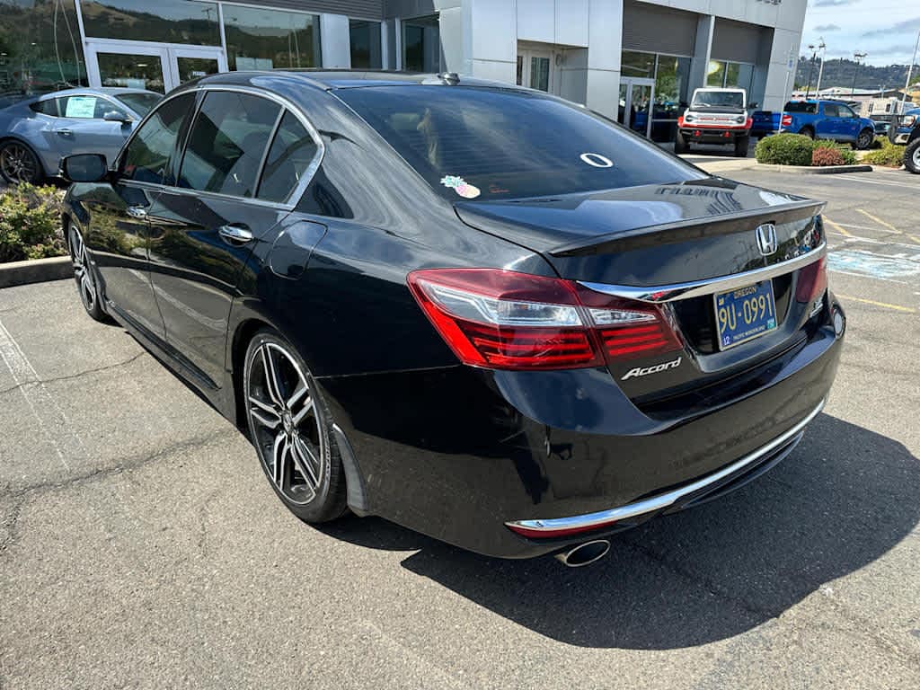 Thumbnail: 2017 Honda Accord - 2