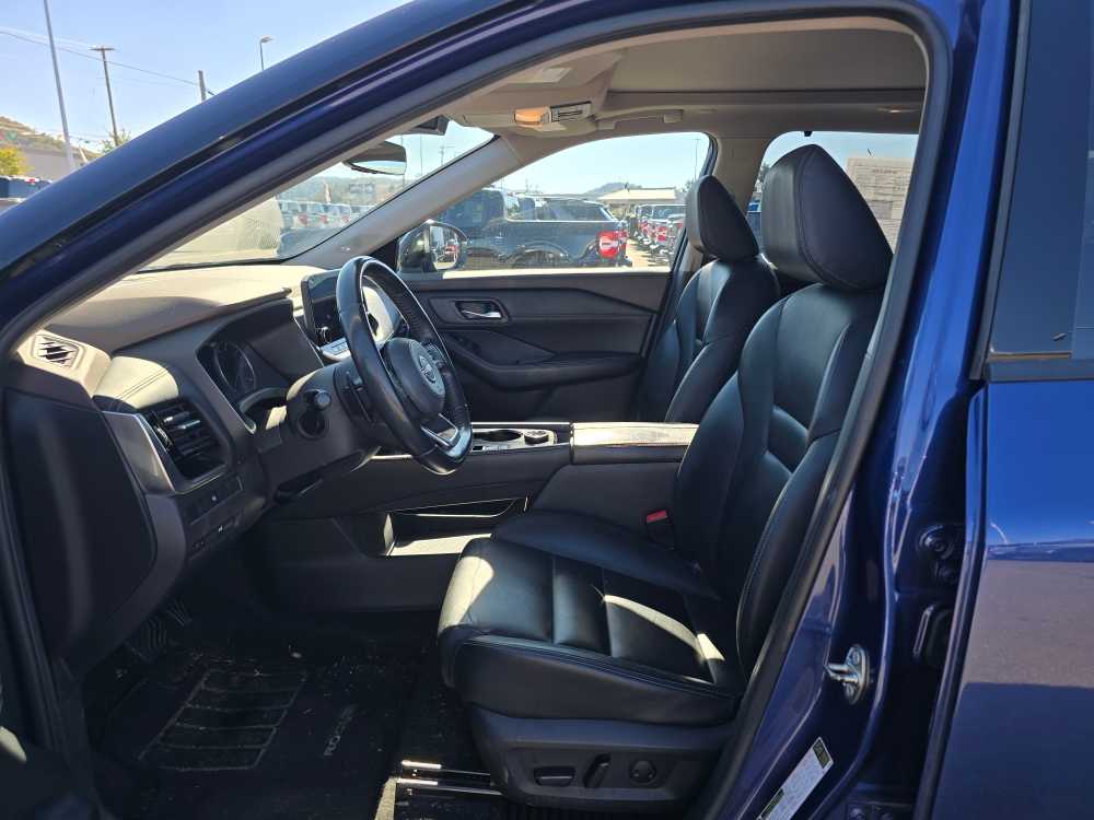 Thumbnail: 2022 Nissan Rogue - 9