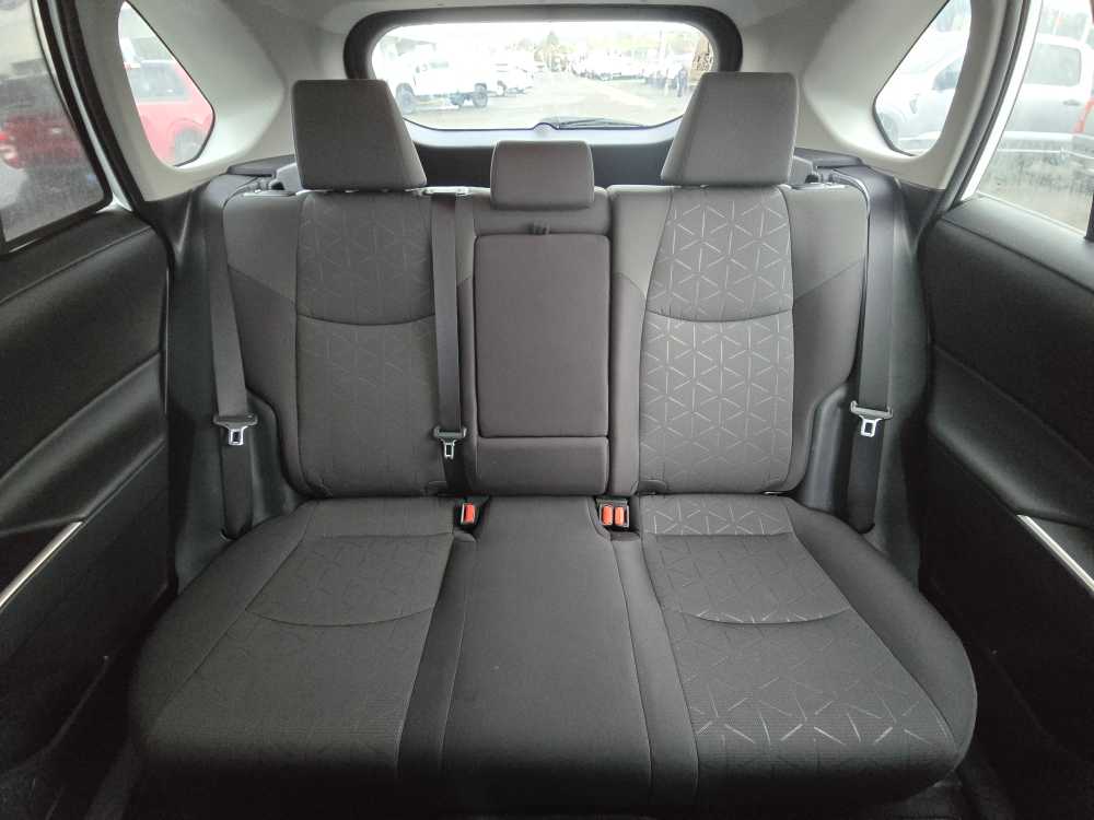 Thumbnail: 2021 Toyota RAV4 - 17