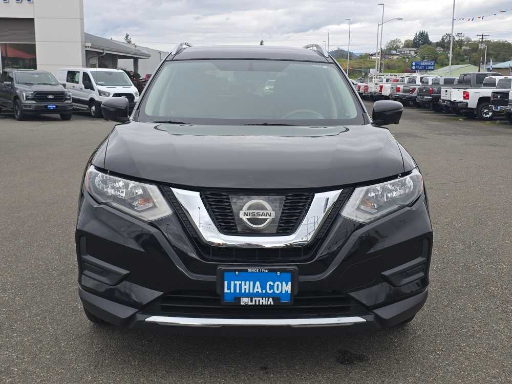 Thumbnail: 2017 Nissan Rogue - 8
