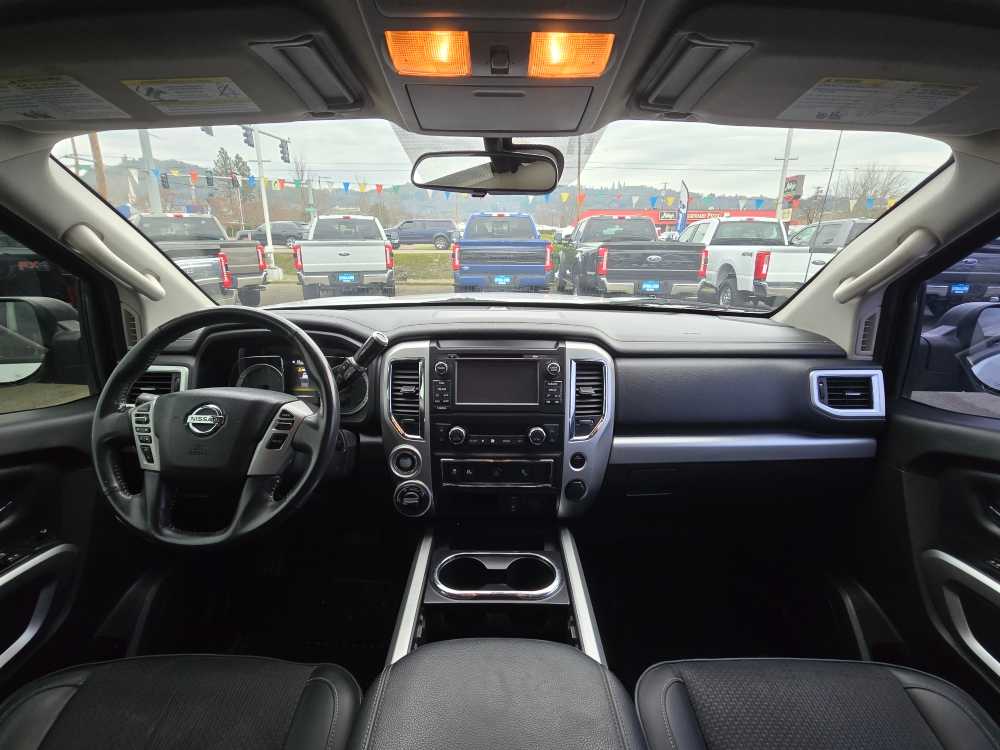 Thumbnail: 2018 Nissan Titan - 15