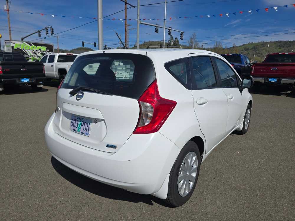 Thumbnail: 2016 Nissan Versa Note - 5