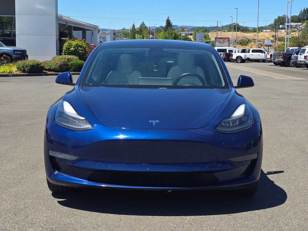 Thumbnail: 2021 Tesla Model 3 - 19