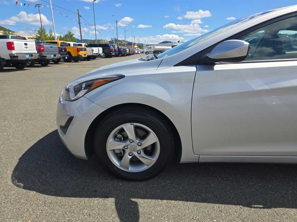 Thumbnail: 2015 Hyundai Elantra - 13