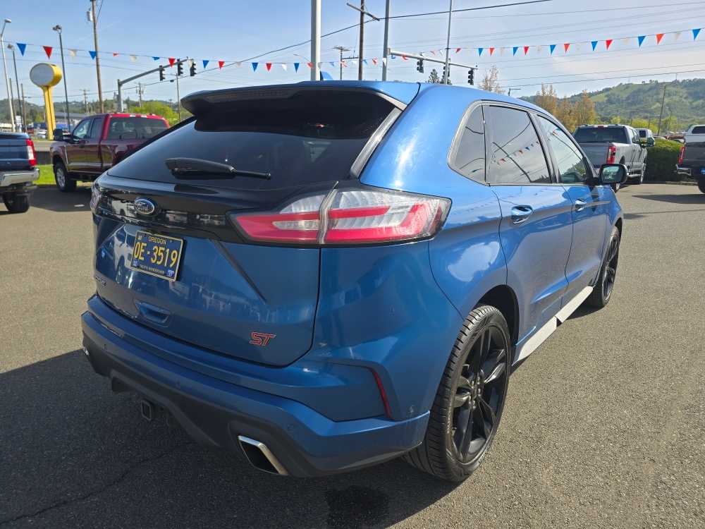 Thumbnail: 2019 Ford Edge - 5