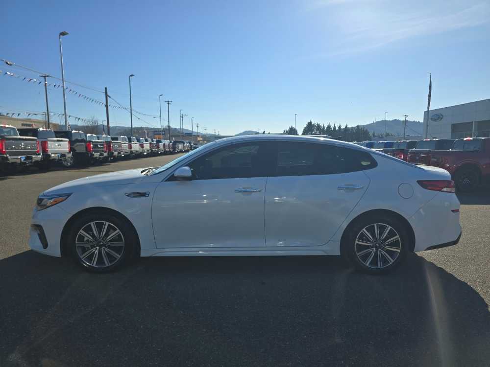 Thumbnail: 2020 Kia Optima - 2