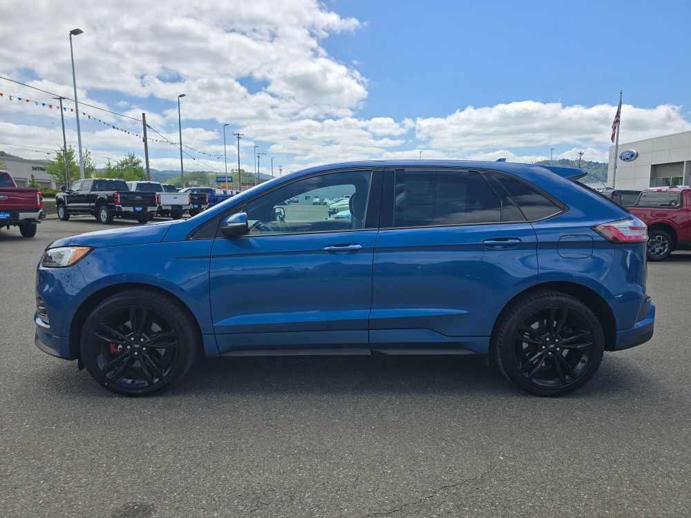 Thumbnail: 2019 Ford Edge - 2