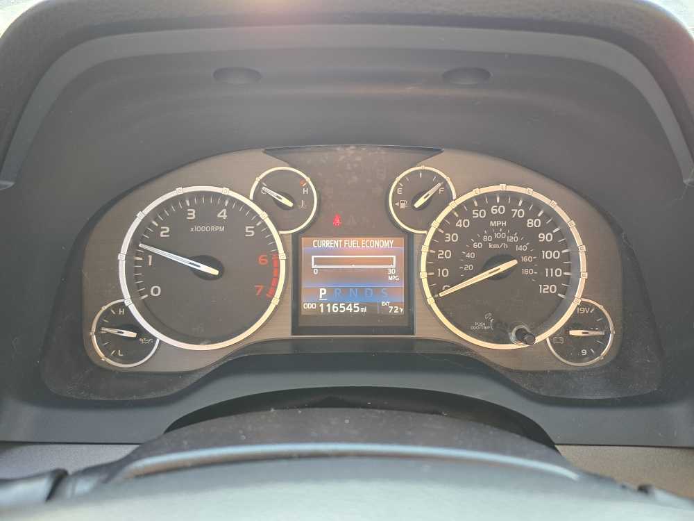 Thumbnail: 2015 Toyota Tundra - 21