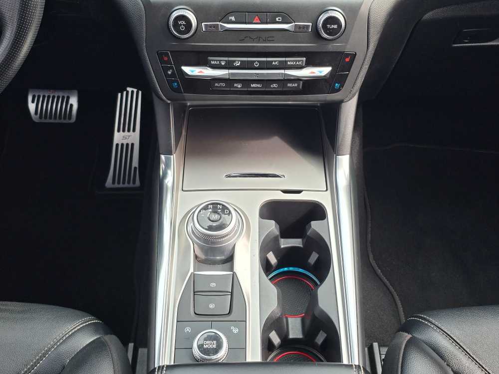 Thumbnail: 2020 Ford Explorer - 13