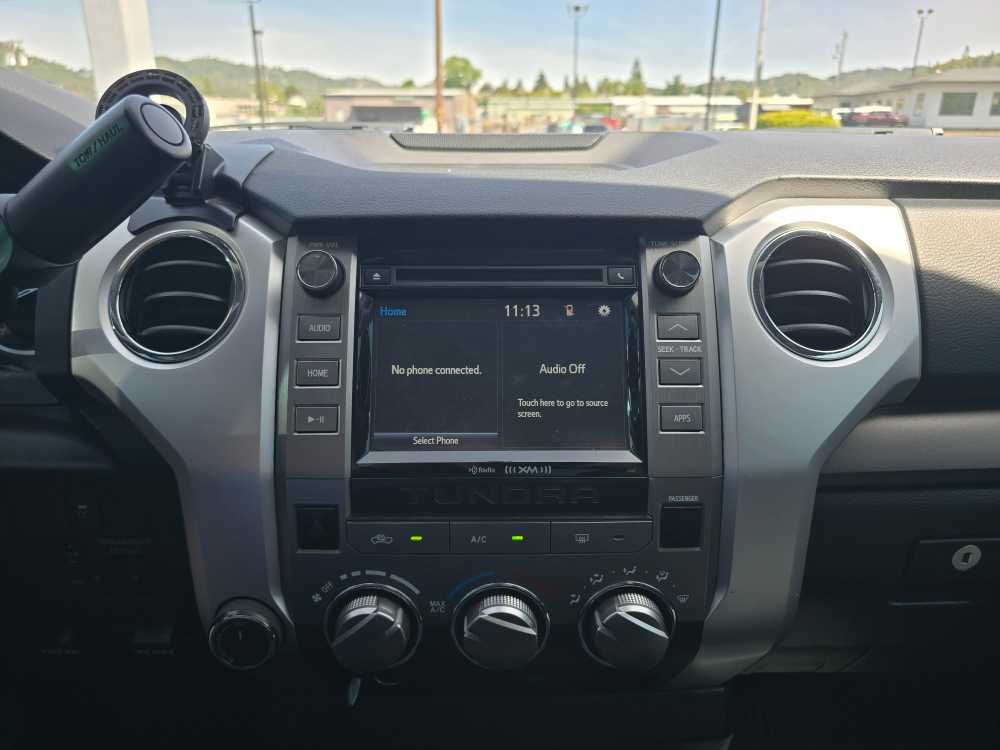 Thumbnail: 2017 Toyota Tundra - 13