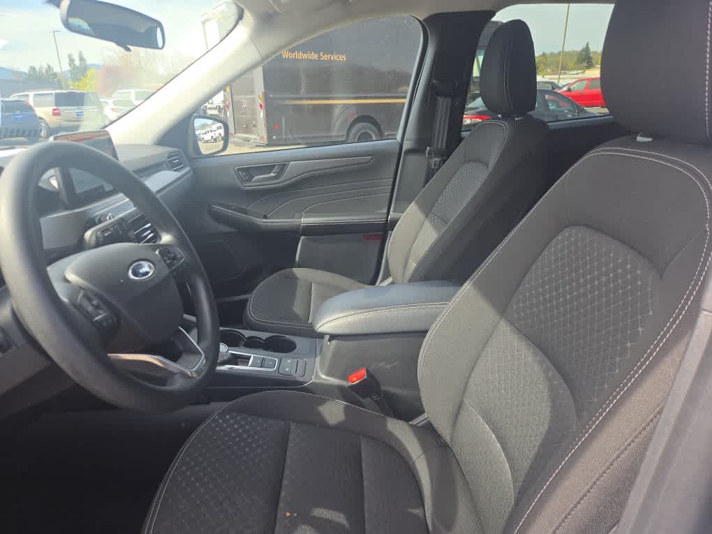 Thumbnail: 2025 Ford Escape - 10