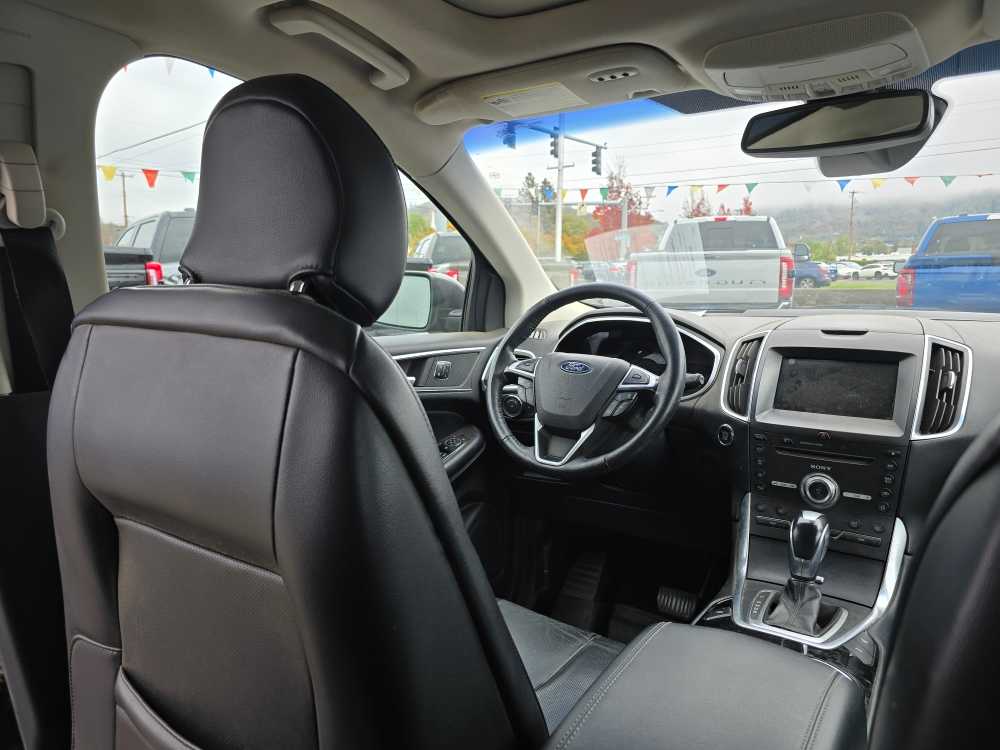 Thumbnail: 2018 Ford Edge - 10