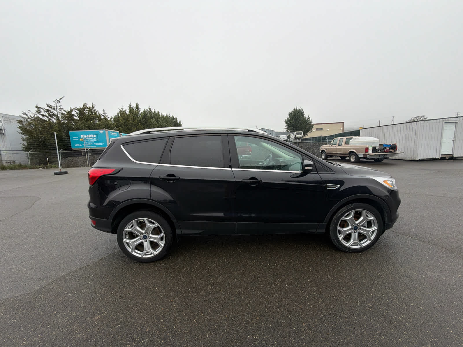 Thumbnail: 2019 Ford Escape - 6