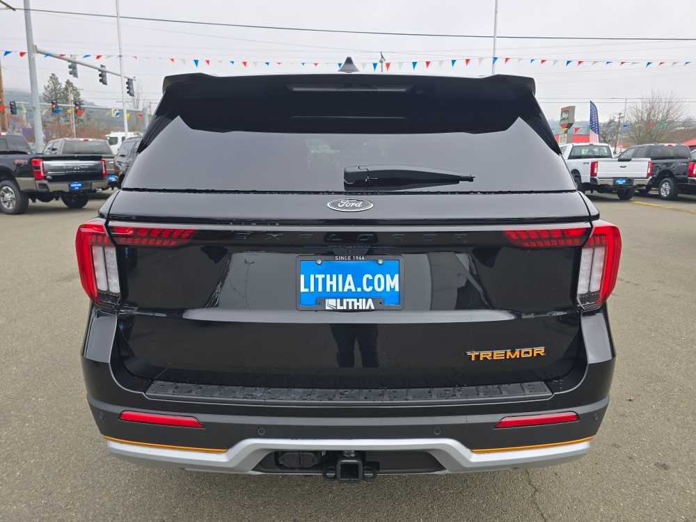 Thumbnail: 2026 Ford Explorer - 4