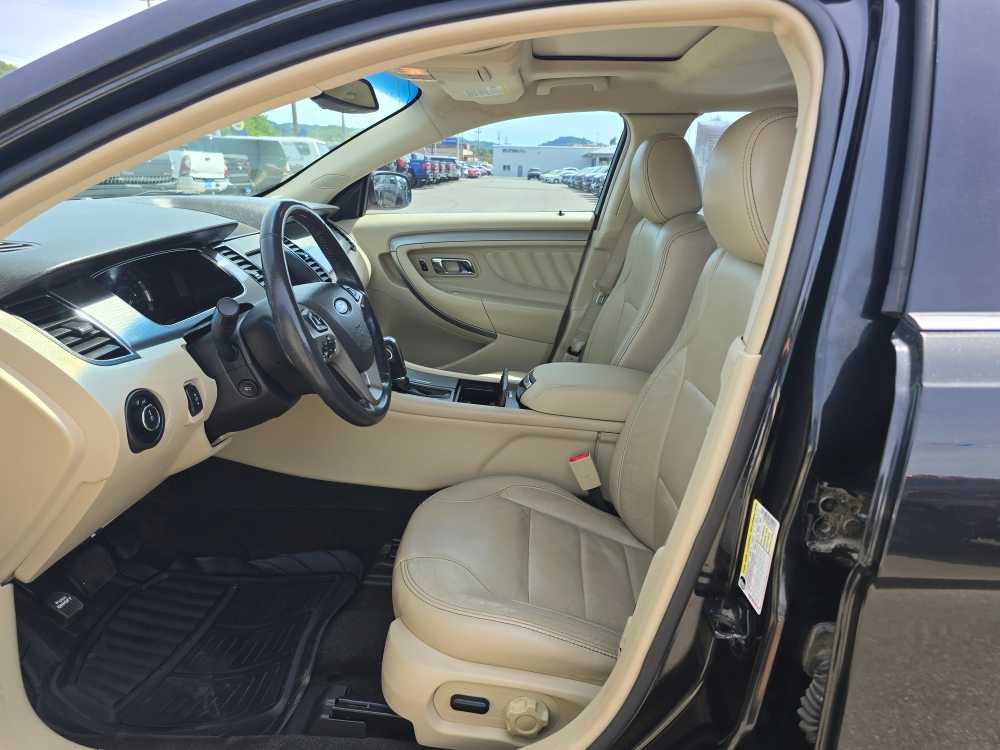 Thumbnail: 2013 Ford Taurus - 9