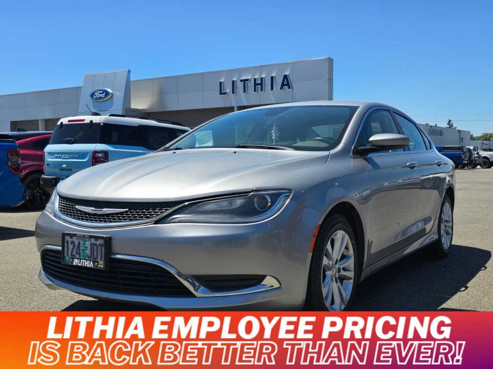 2015 Chrysler 200 Limited -
                  Roseburg, OR
