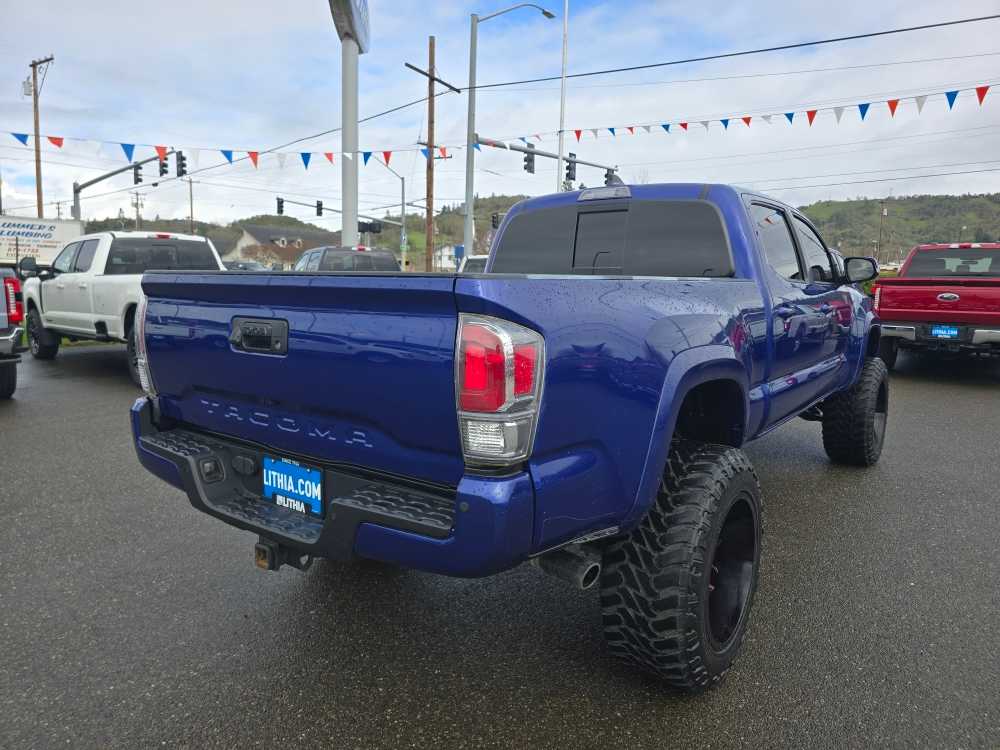 Thumbnail: 2023 Toyota Tacoma - 5